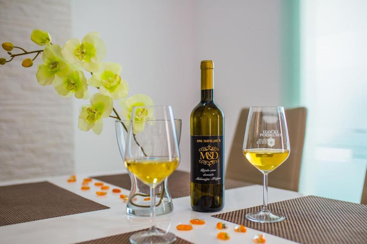 Apartman Karlo - Grad Ploce, Croatia